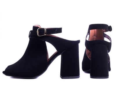 Sand�lia Feminina Torricella