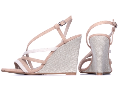 Sand�lia Anabela Feminina Torricella