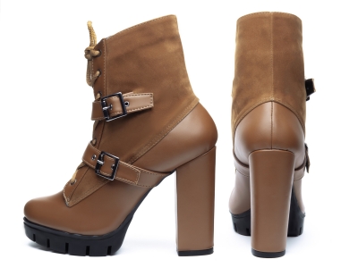 Bota Cano Curto Torricella