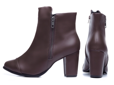 Bota Cano Curto Torricella