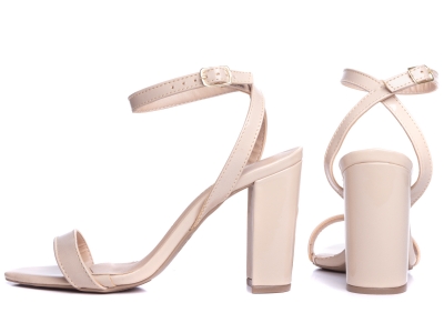 Sand�lia Feminina Torricella