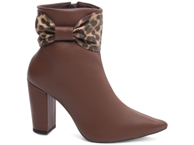 Bota Bico Fino Feminina Torricella