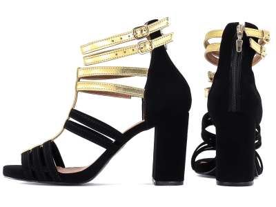 Sand�lia Feminina Torricella